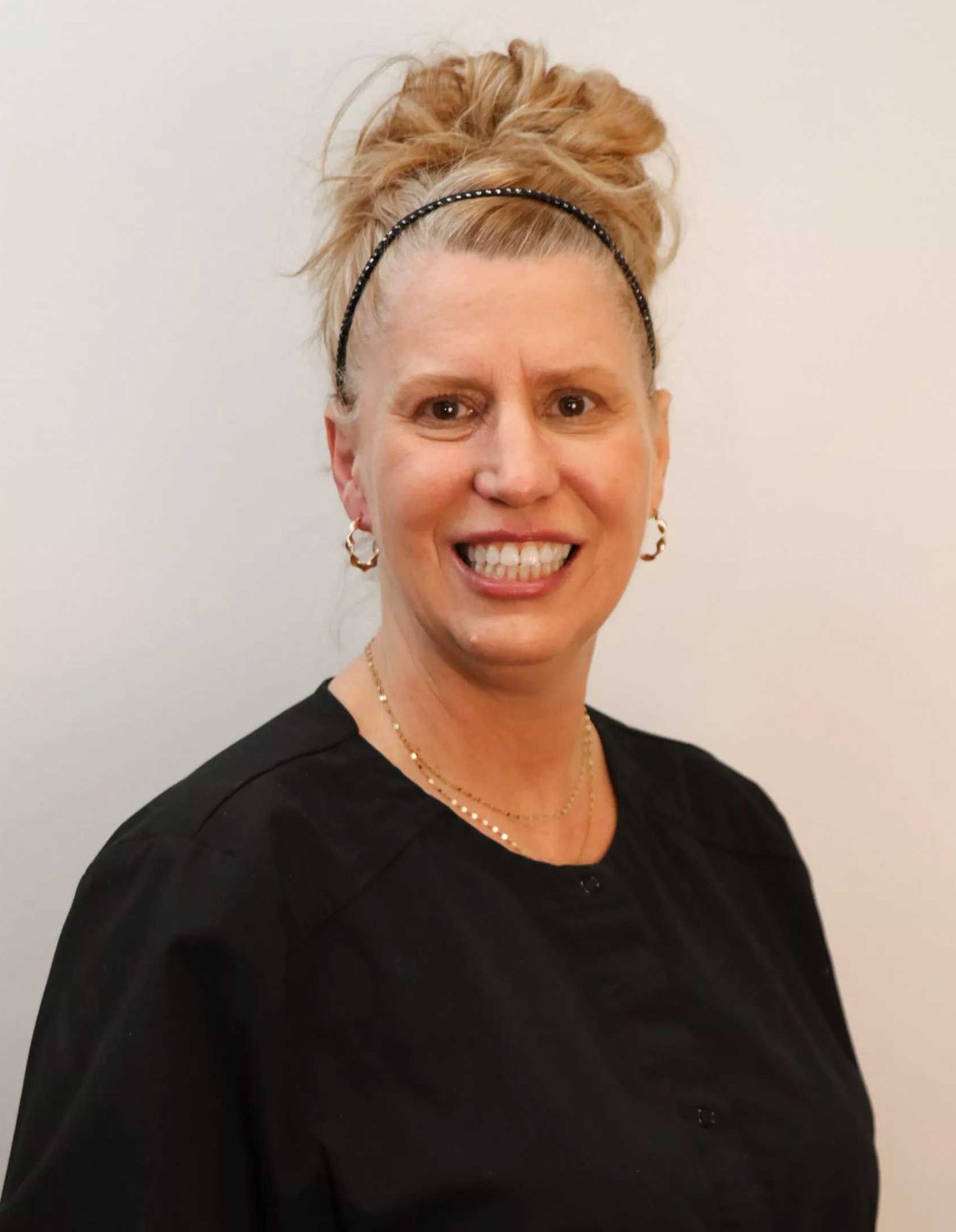 Cindy R.
