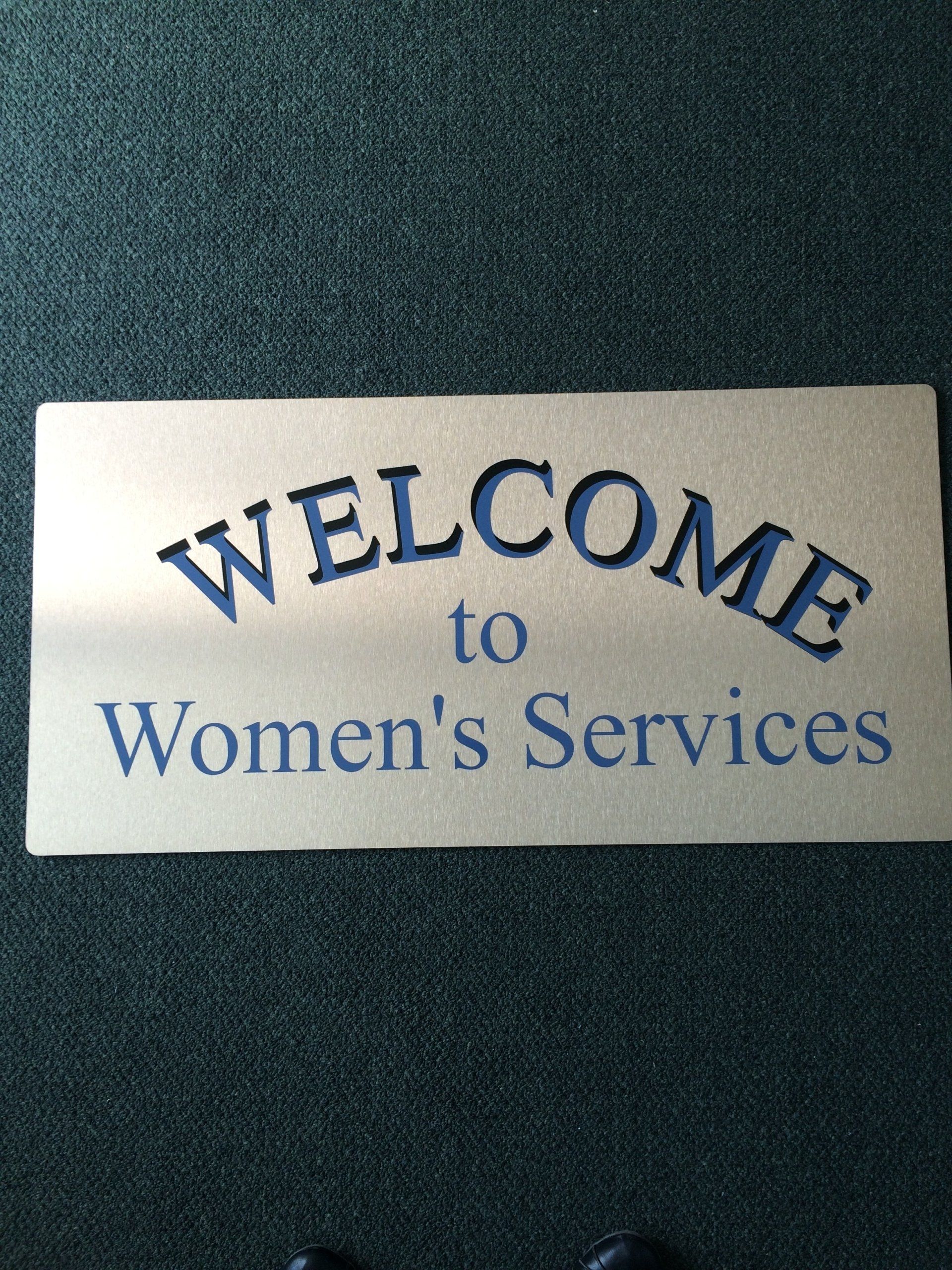 crown-signs-gallery-025