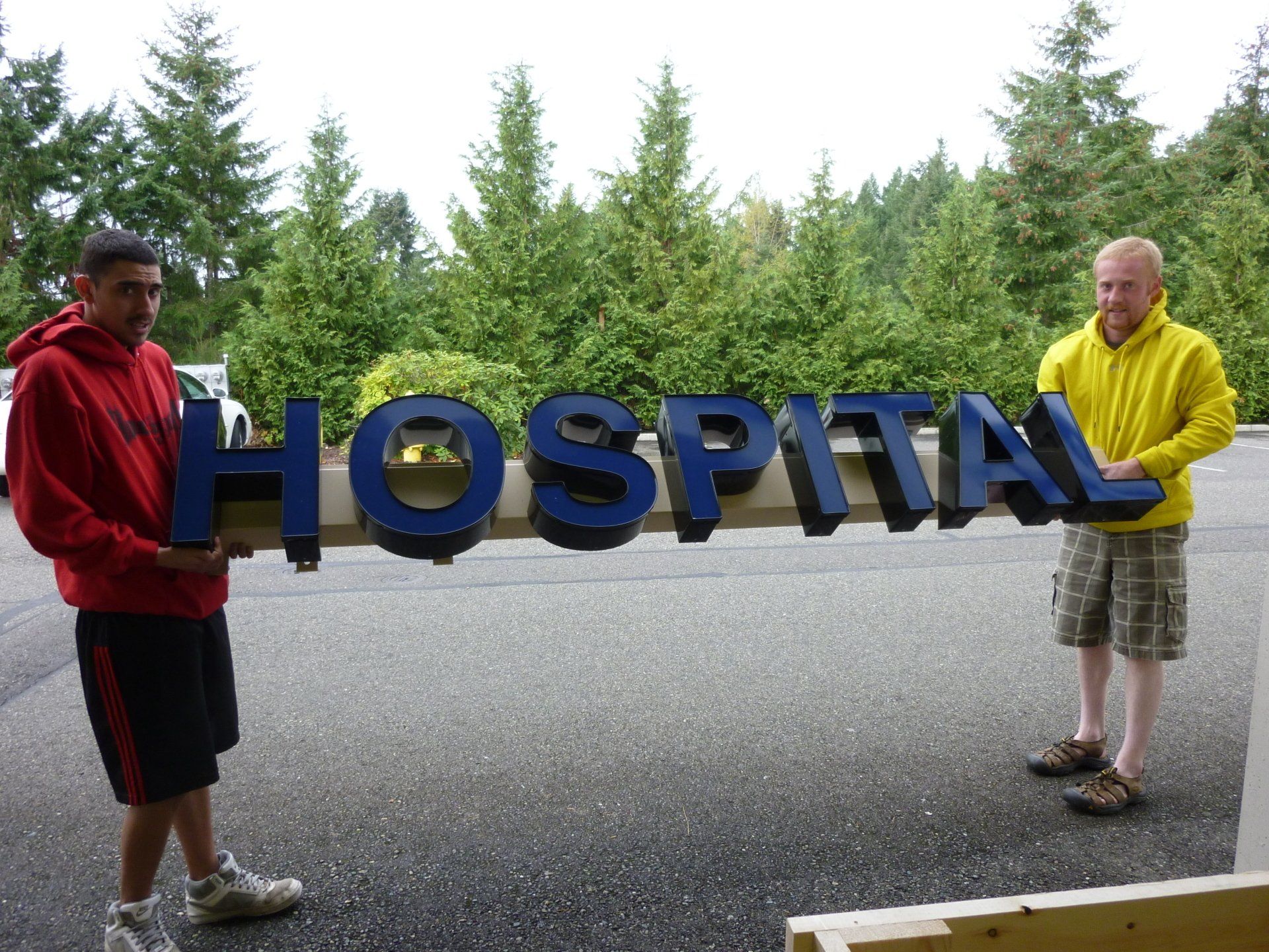 crown-signs-gallery-023