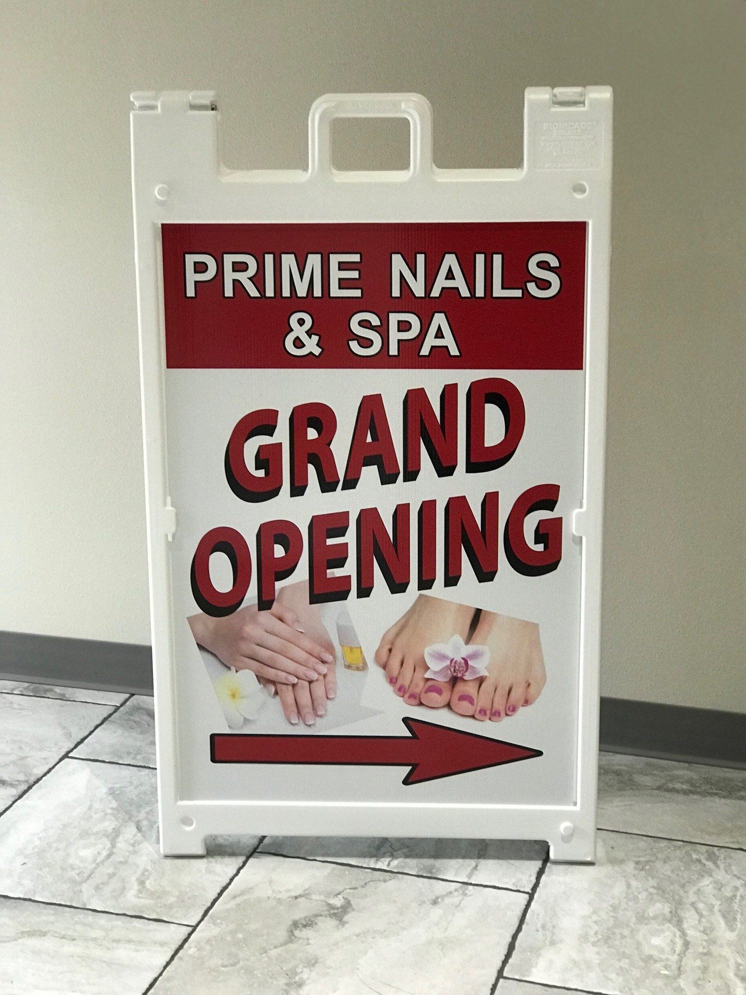 Prime Nails acrylic board