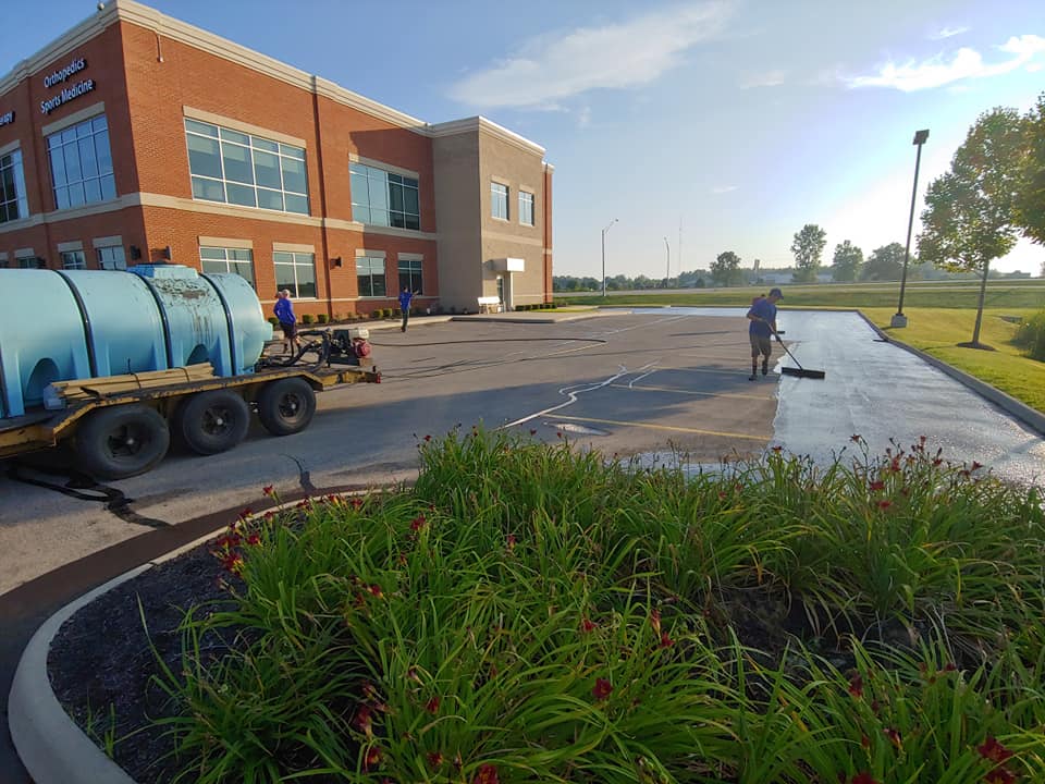 asphalt sealing and repairs