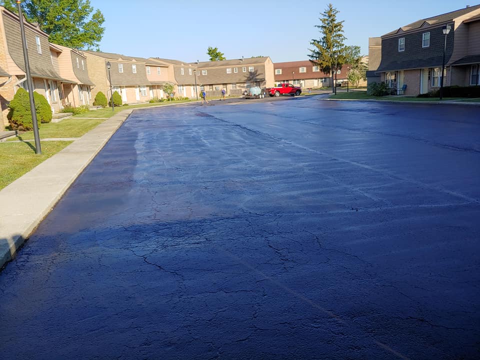 asphalt sealing and repairs