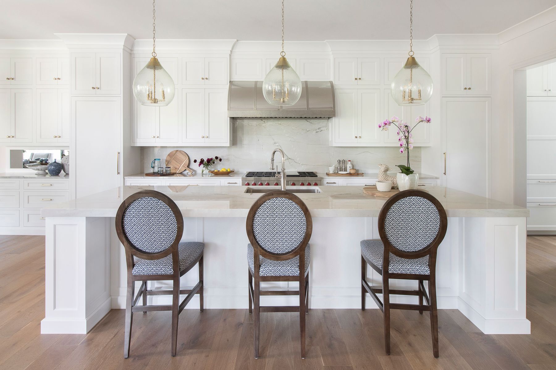 Beautifully designed island counter