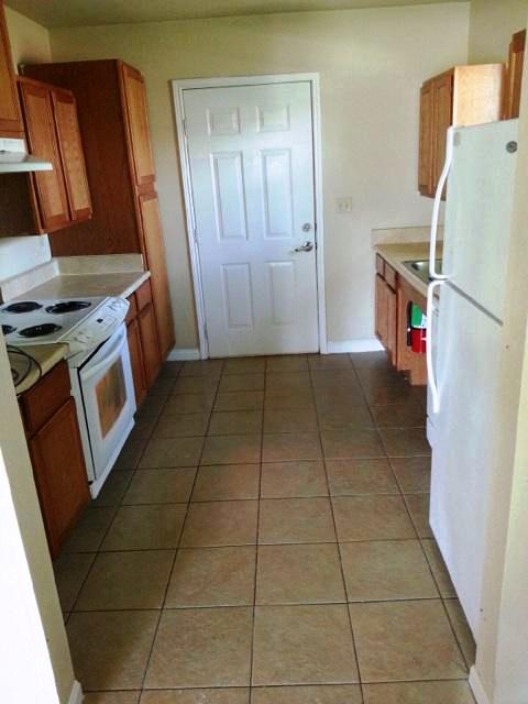 England Drive Kitchen