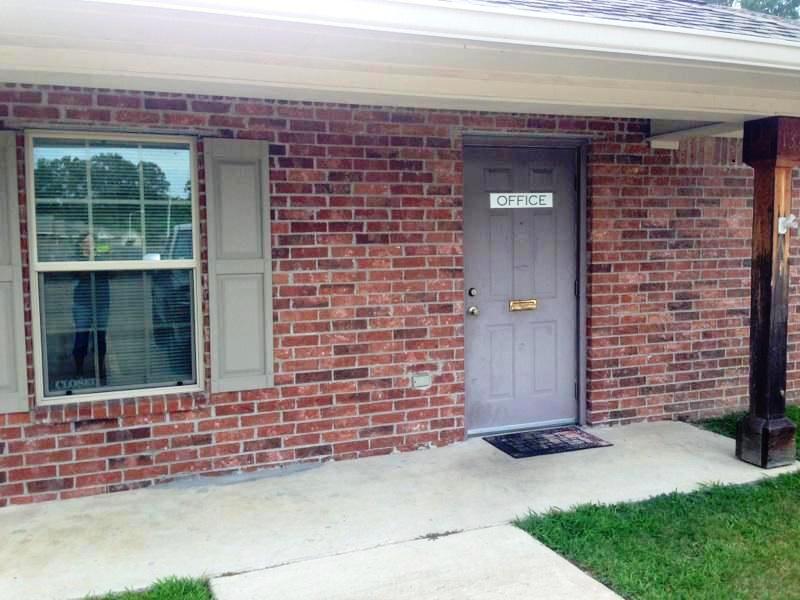 Southeast Oakdale Office