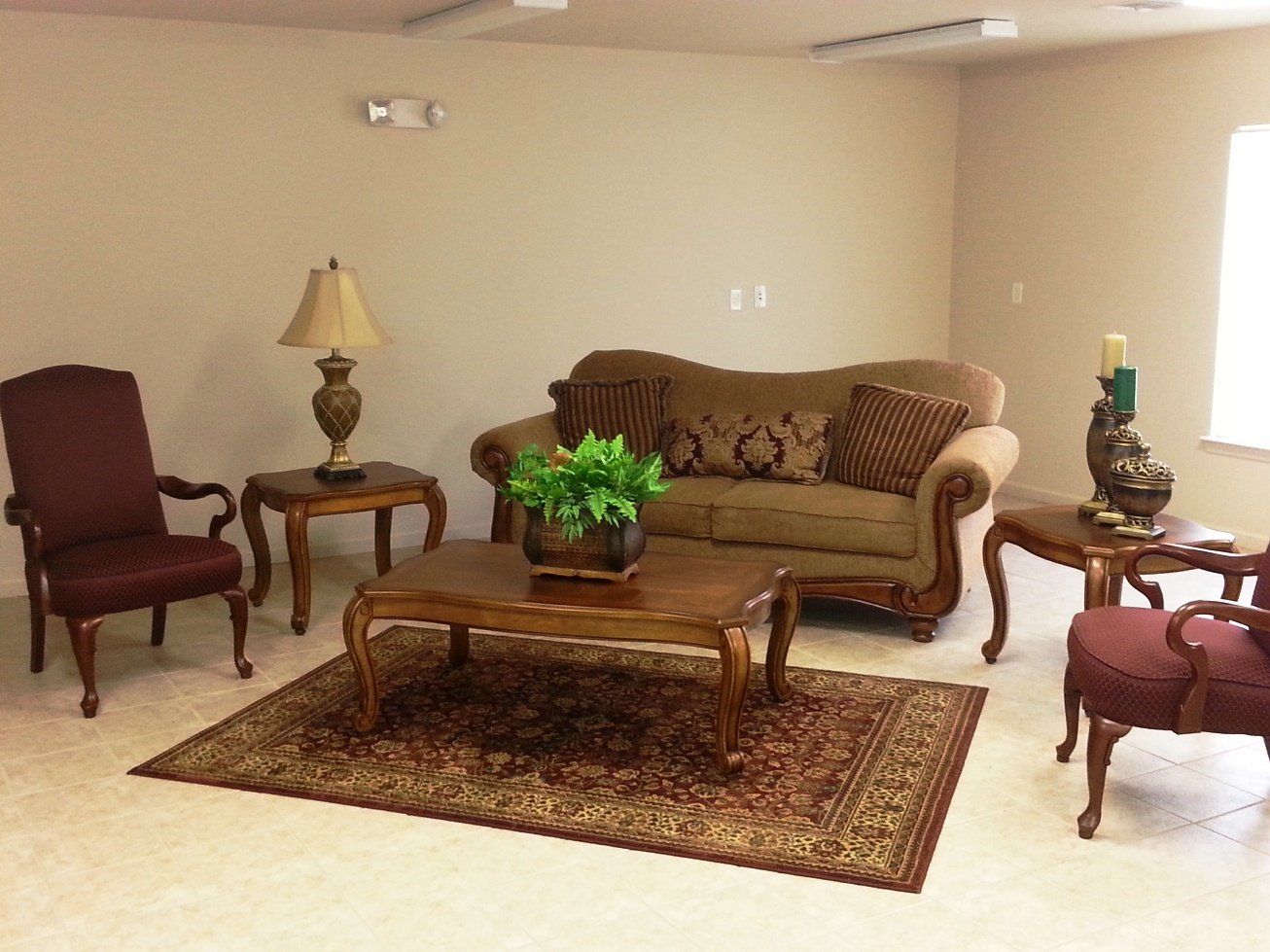 S Rayne Community room