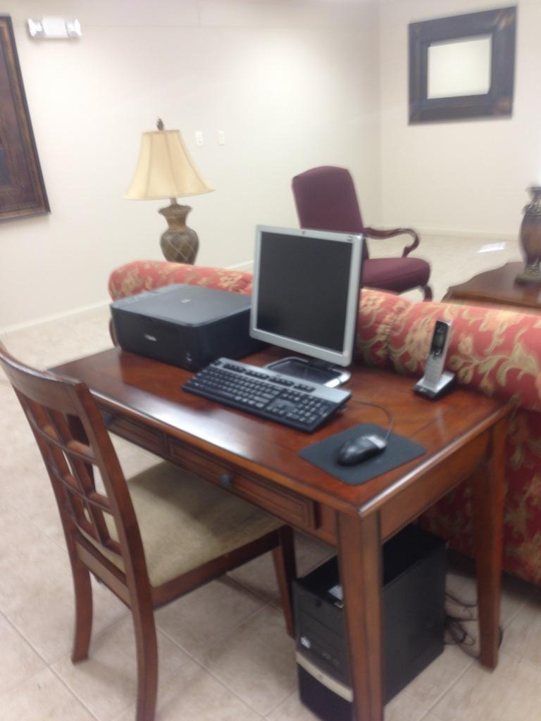 Southeast Oakdale Common Room