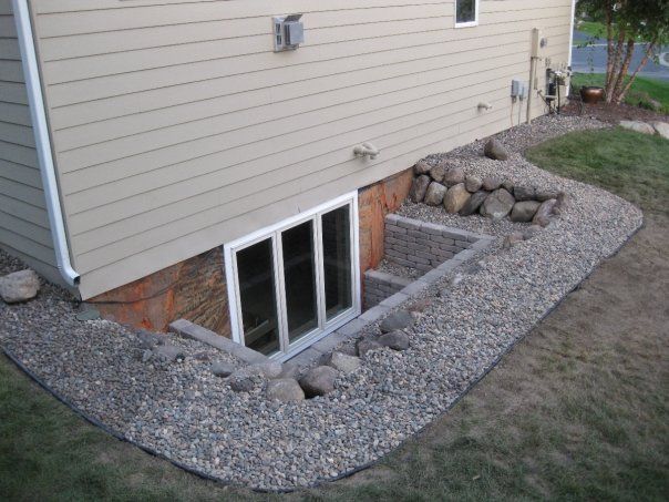 Natural Stacked Stone Wells