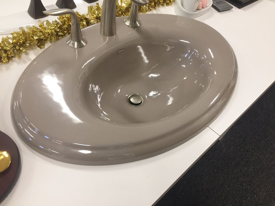 Bathroom sink