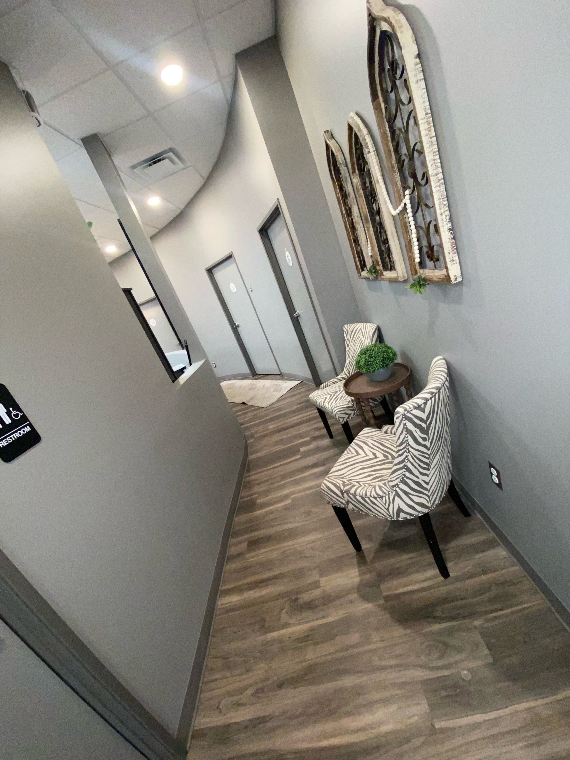 Minerva's Hair & Nails Hallway