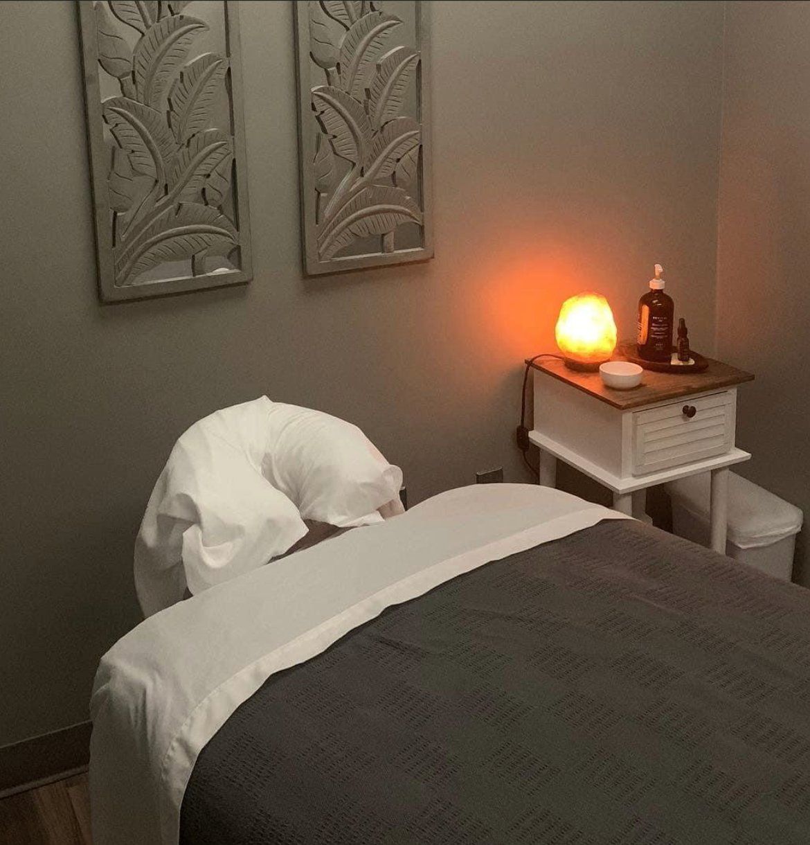 massage room