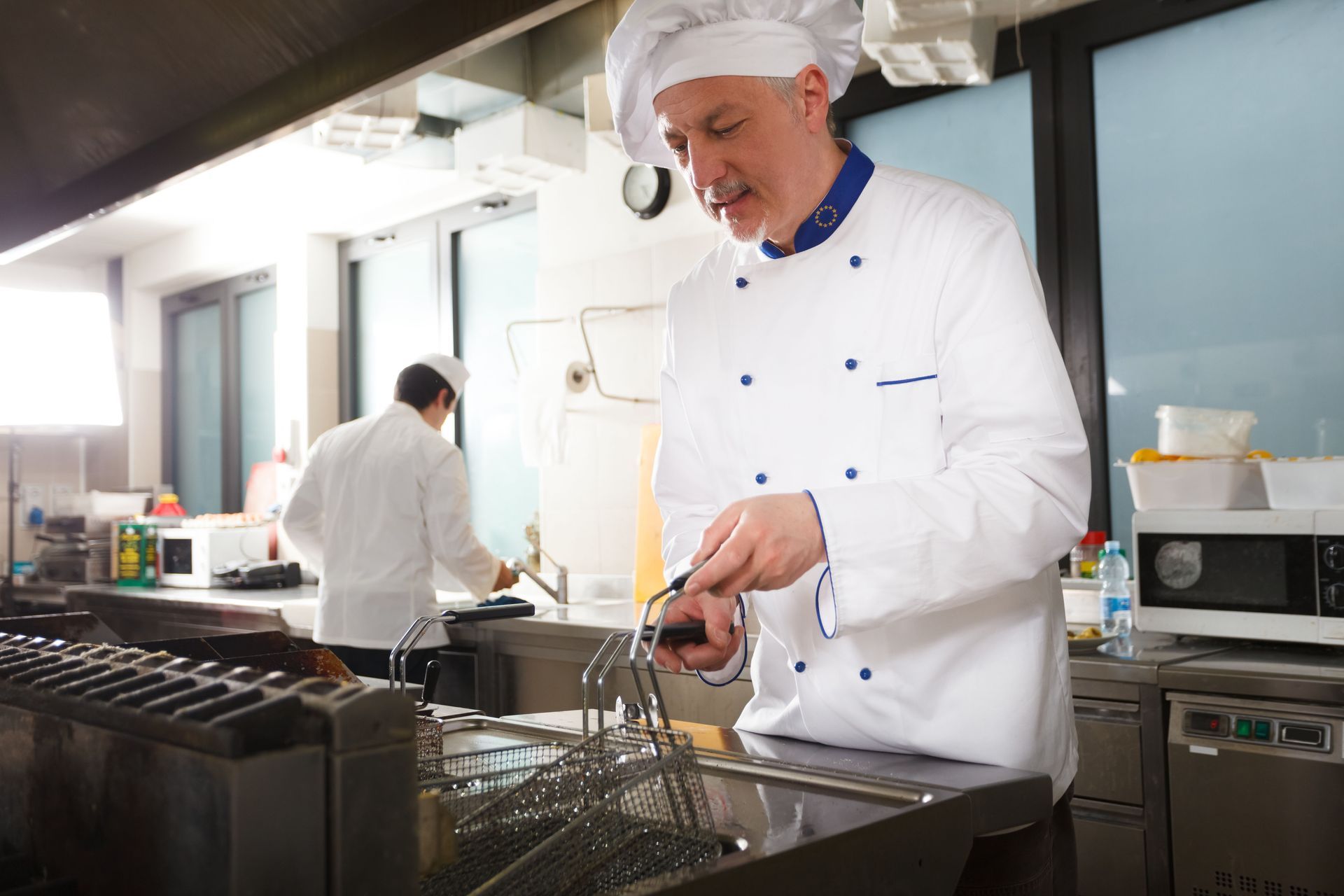 How Intelligent Cooking Oil Tanks Streamline Kitchen Operations
