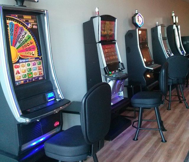 Slots Belvidere