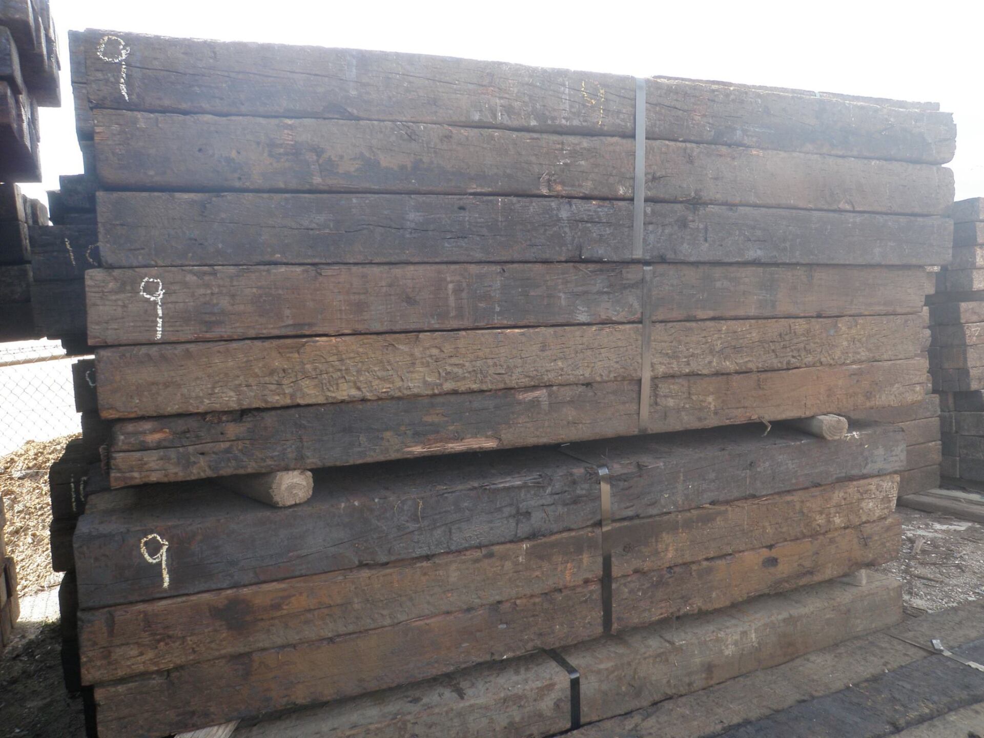 7x9x9ft. Relay Grade Railroad Ties