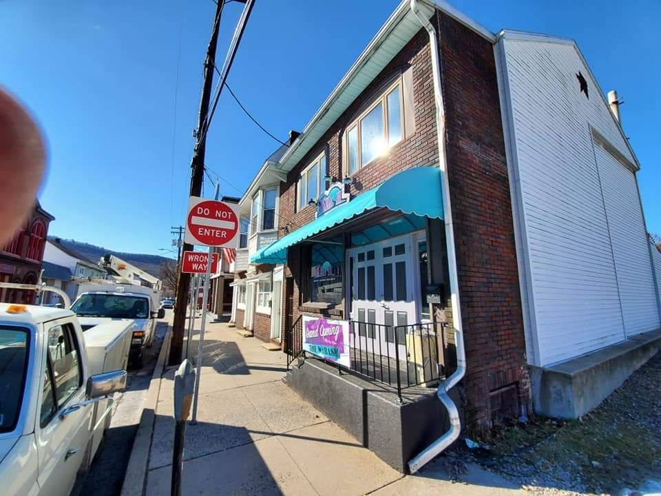 commercial place awnings