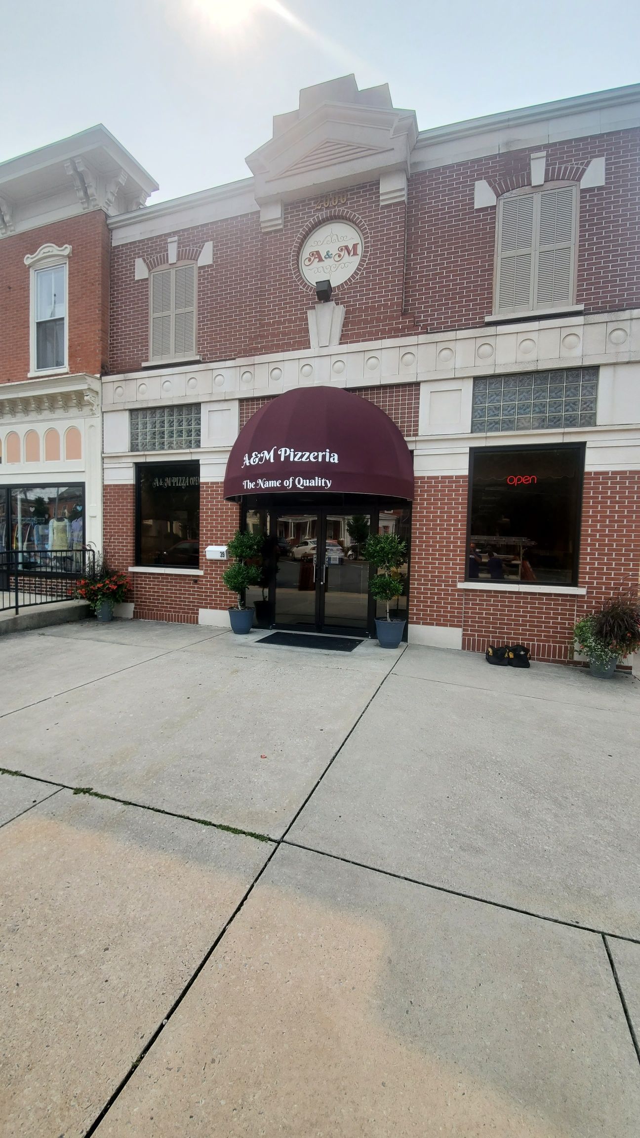 pizzeria commercial awnings