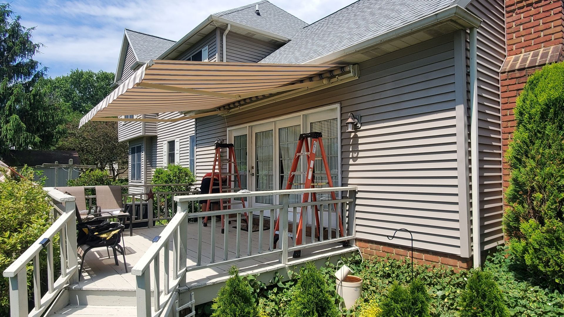 porch retractable awning