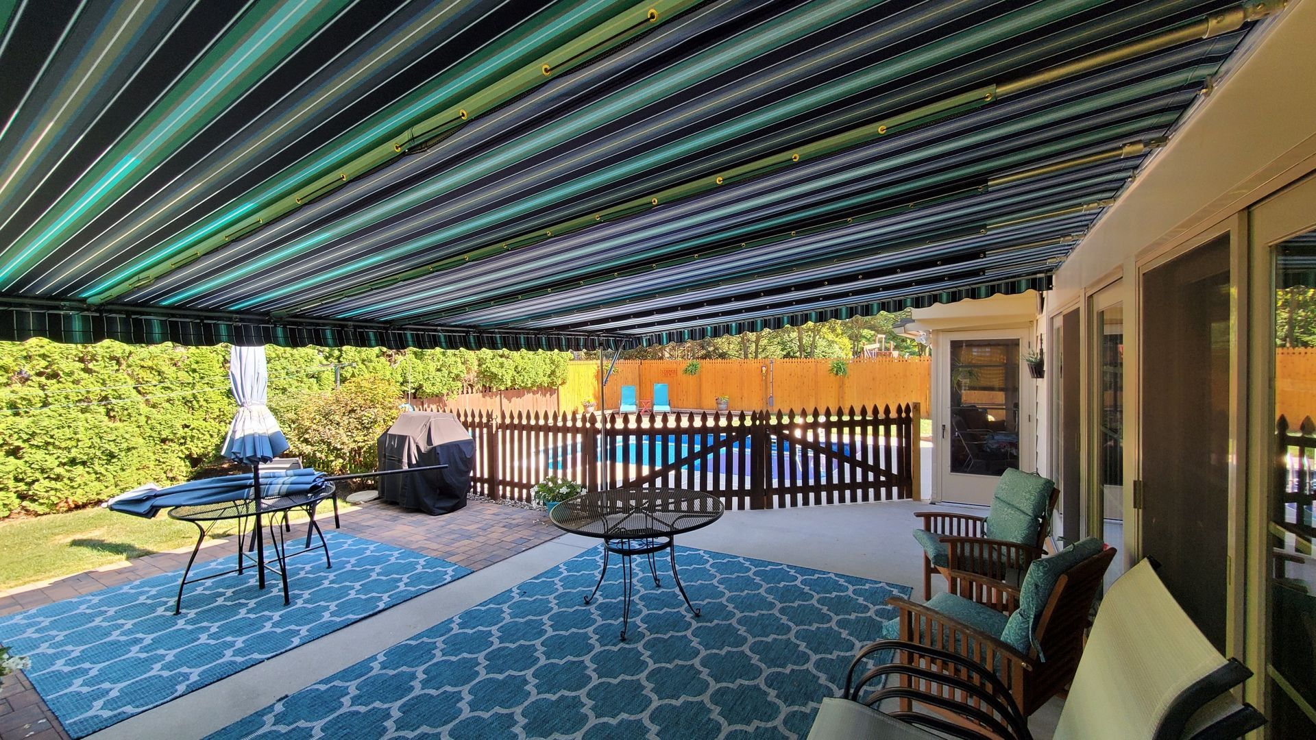 green stripes stationary patio cover