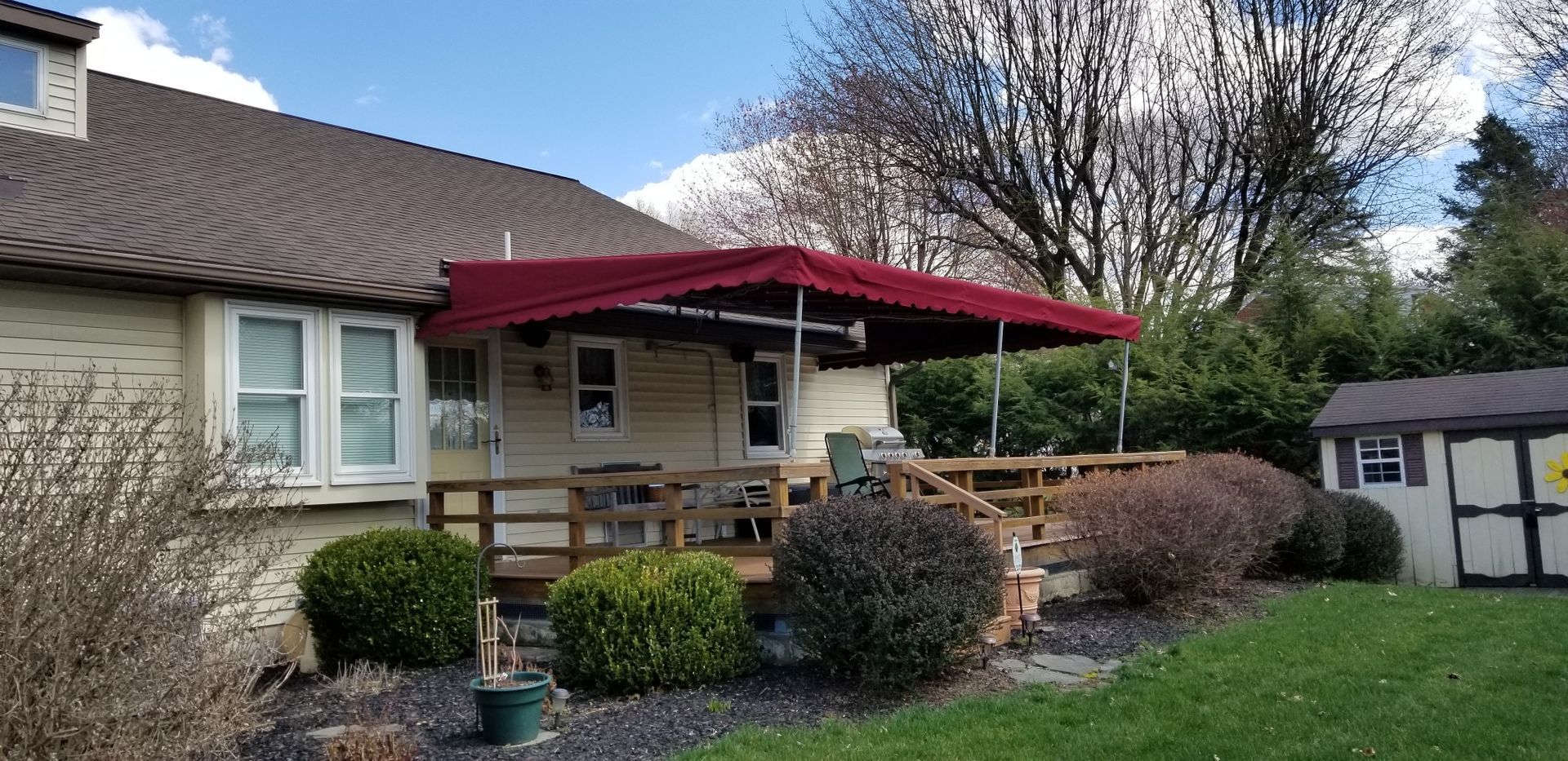 red stationary patio cover