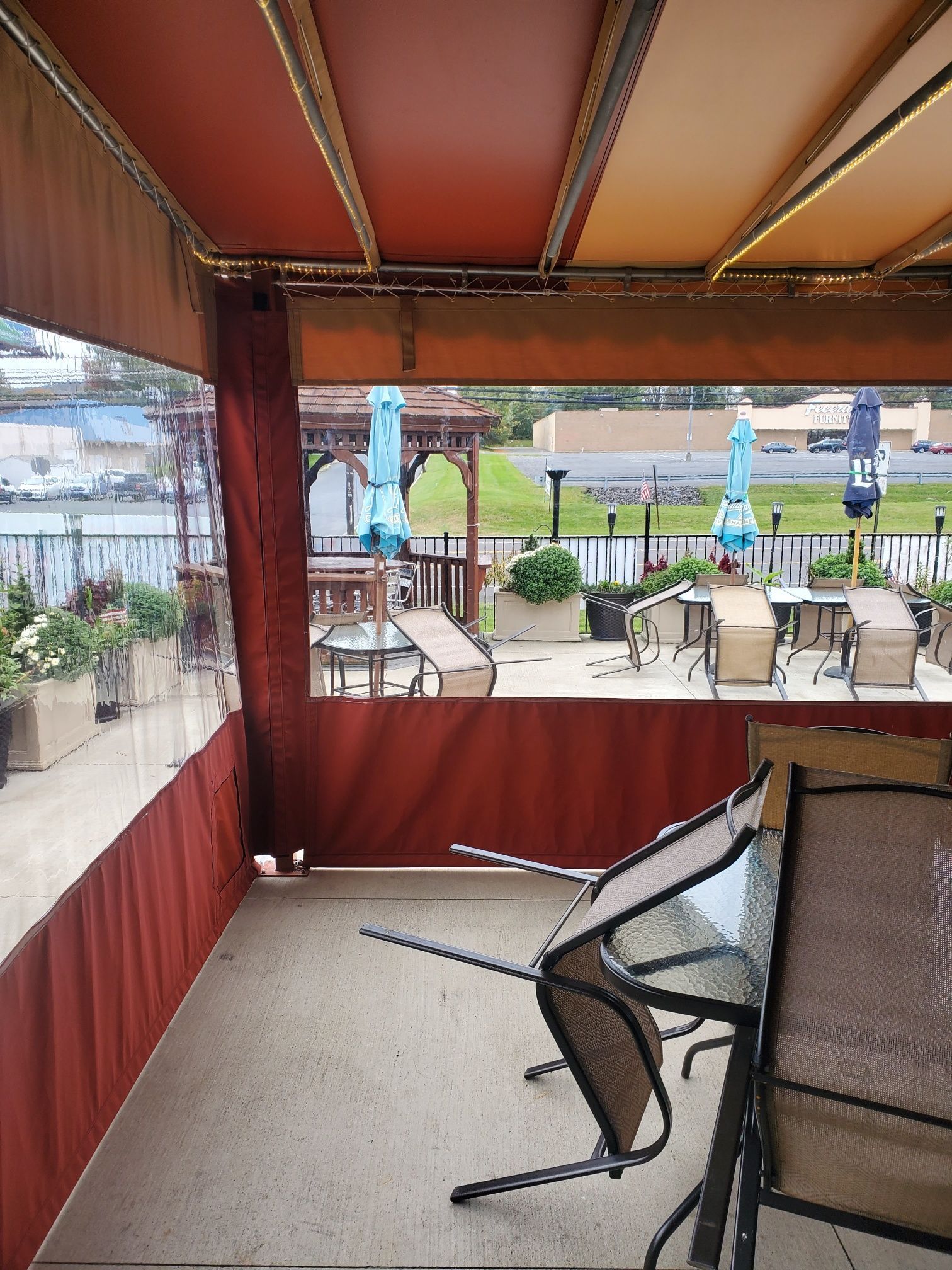 roll up restaurant enclosure see thru