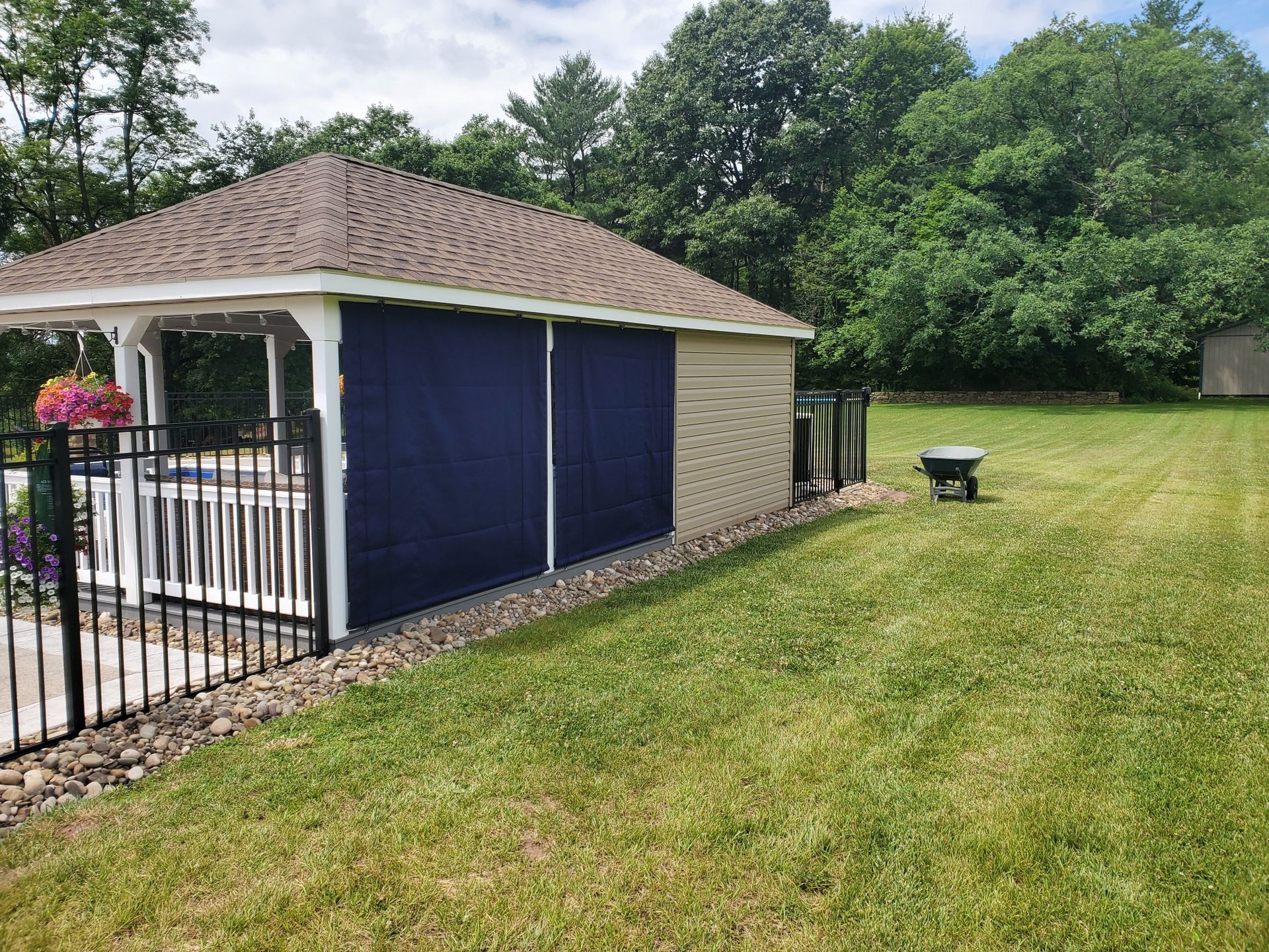 pool side enclosures