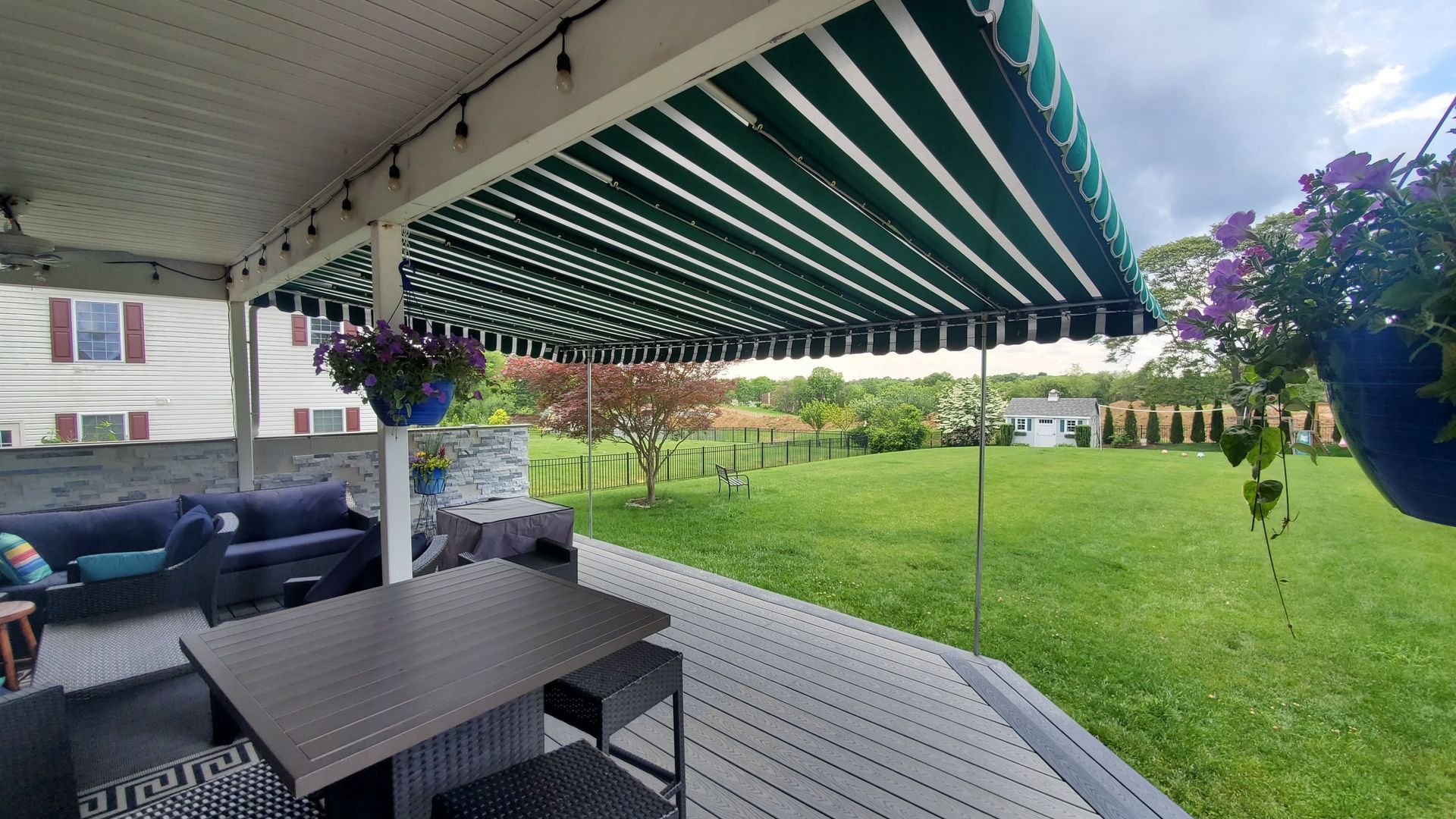 green stationary patio cover