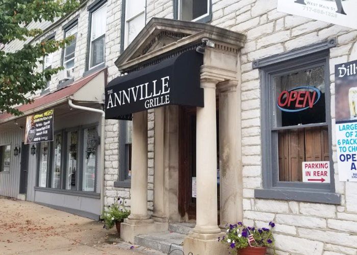 grille restaurant awning