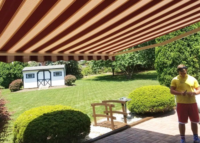 retractable awning backyard