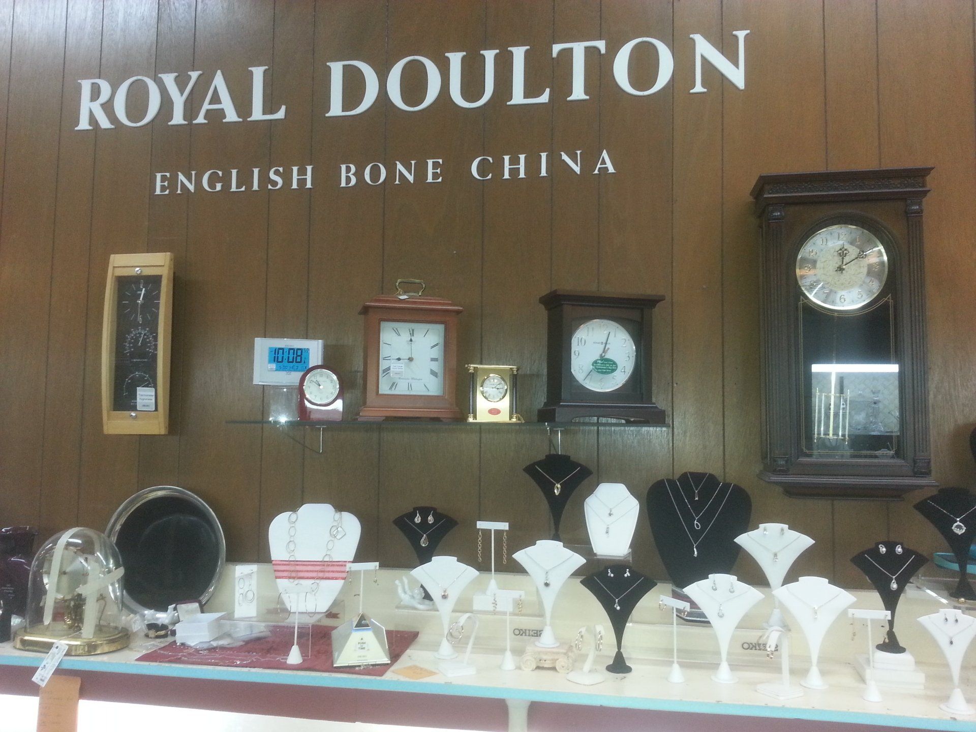 Jewelry and Wall clocks