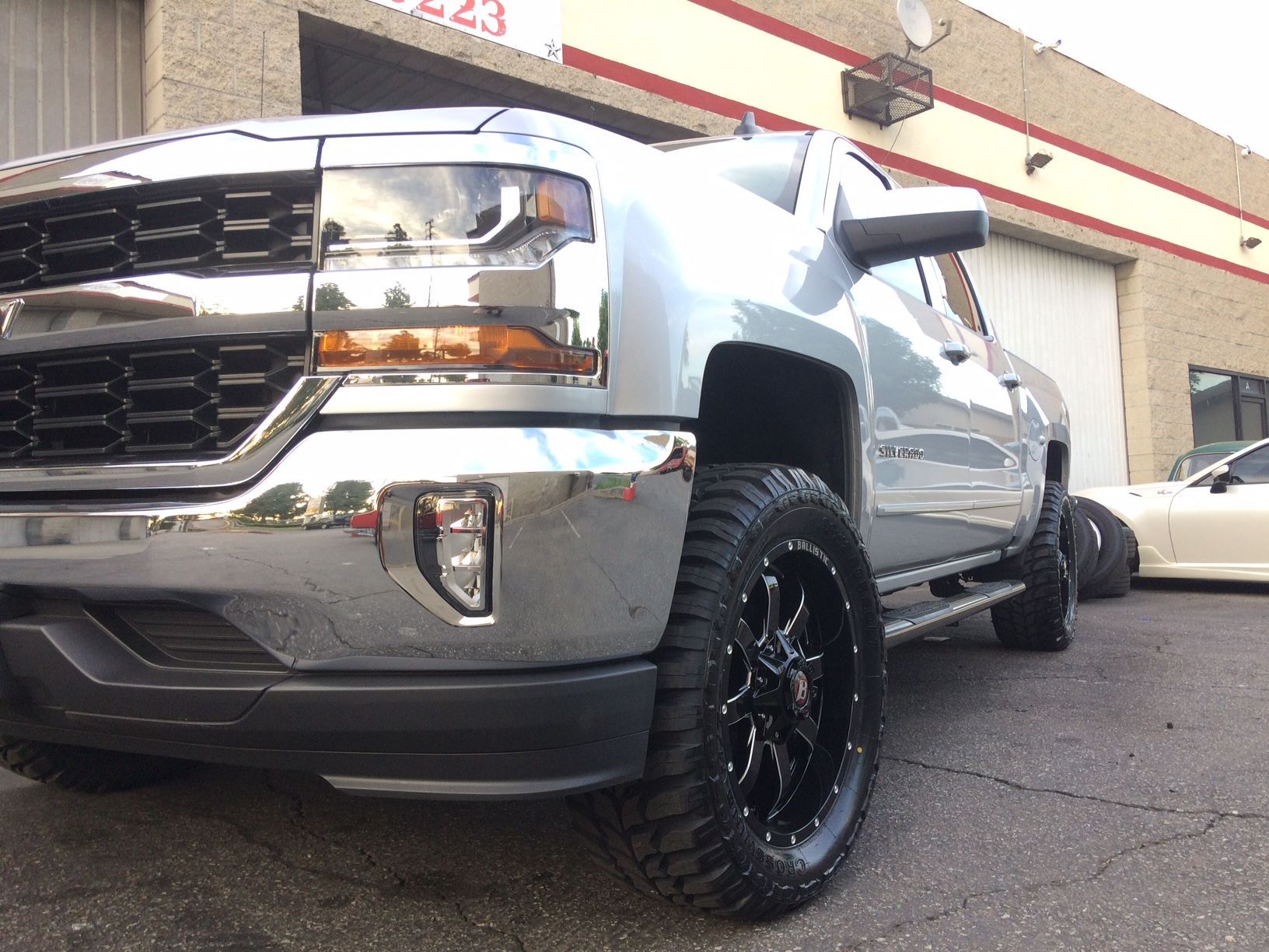 Custom lift suspension