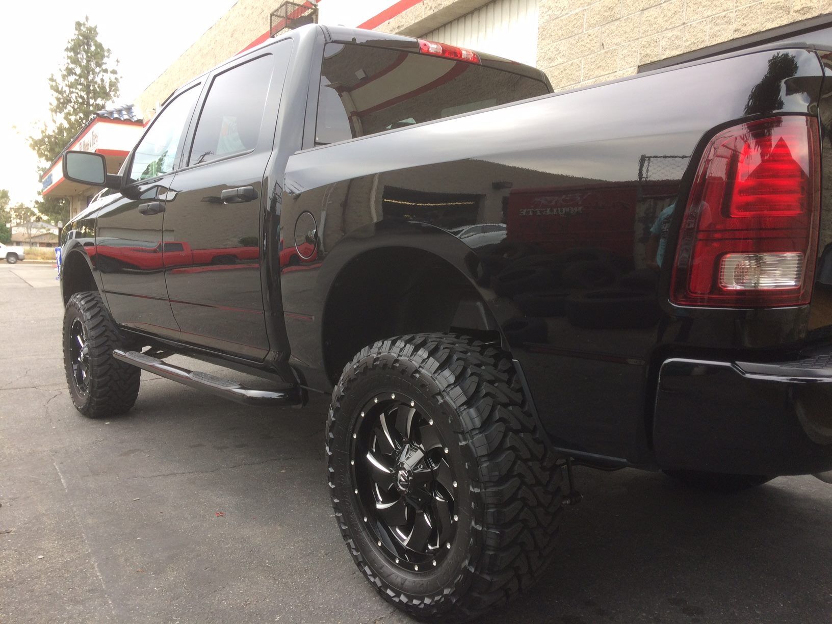 Custom lift suspension