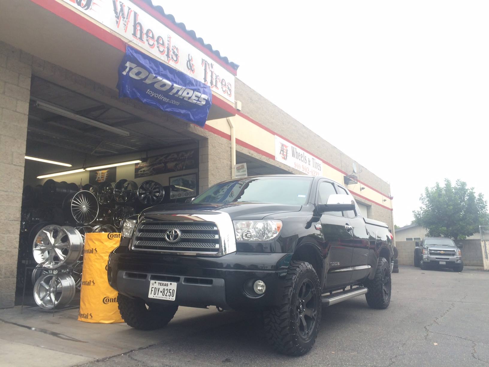 Custom lift suspension