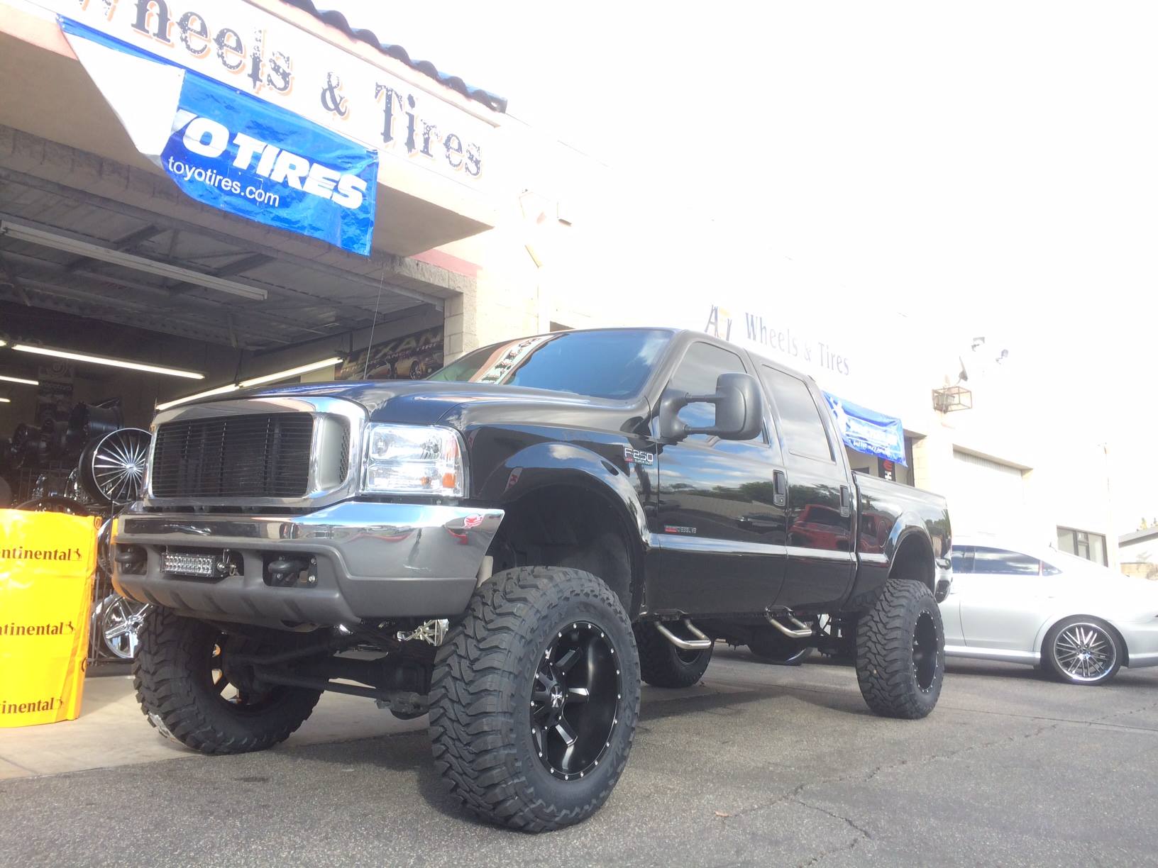 Custom lift suspension