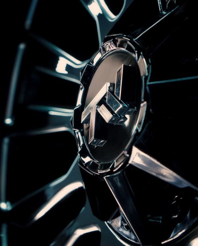 A close up of a wheel