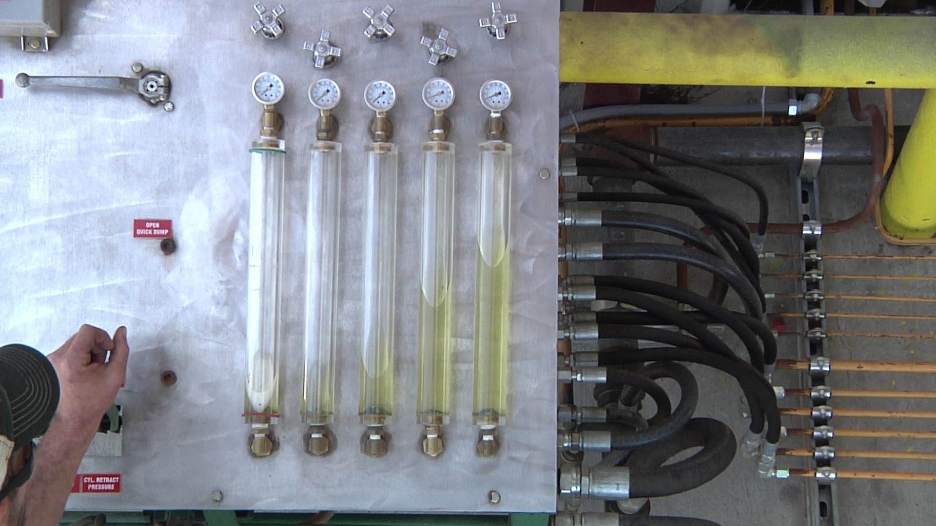 Diamond Hydraulics vertical testing