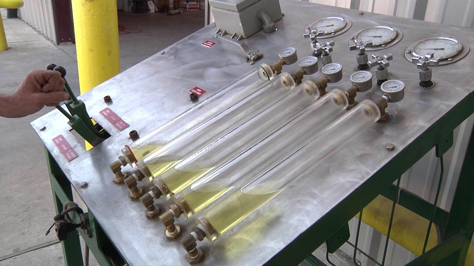 Diamond Hydraulics vertical testing