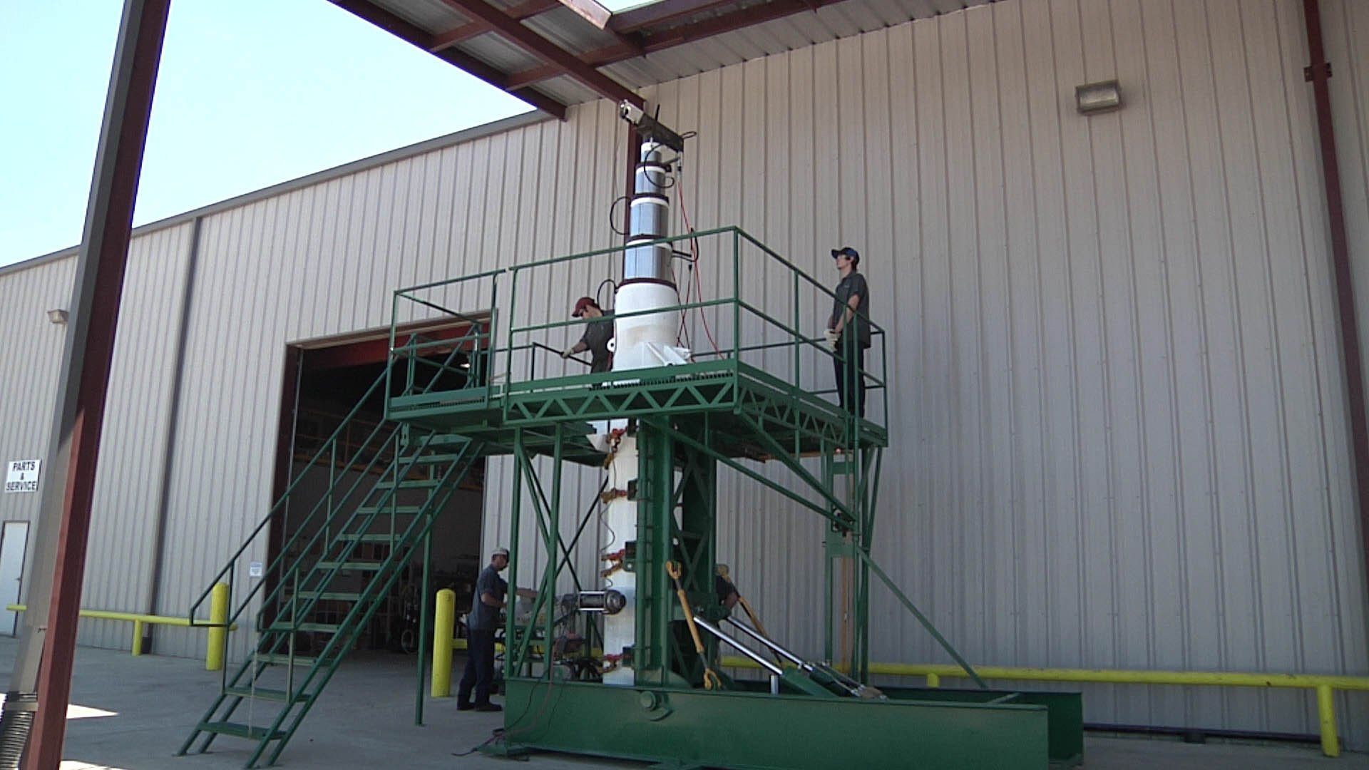 Diamond Hydraulics vertical testing