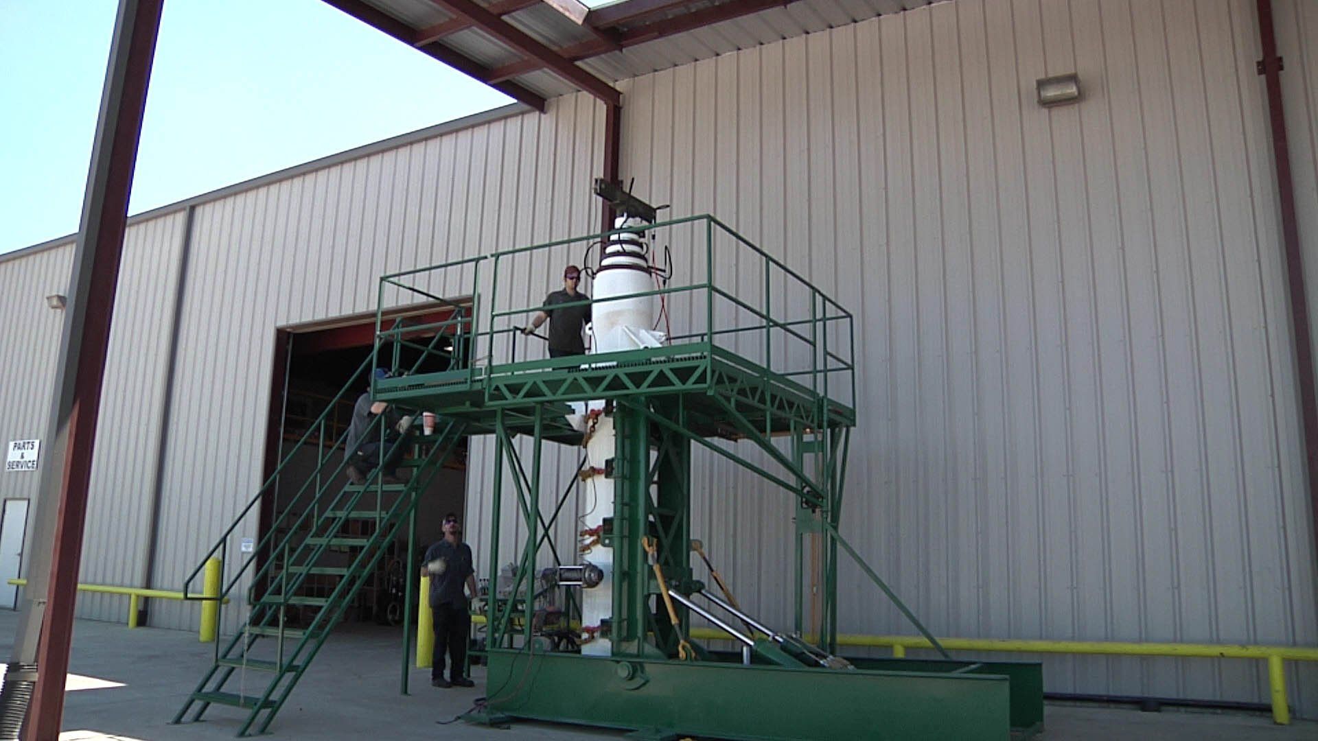Diamond Hydraulics vertical testing