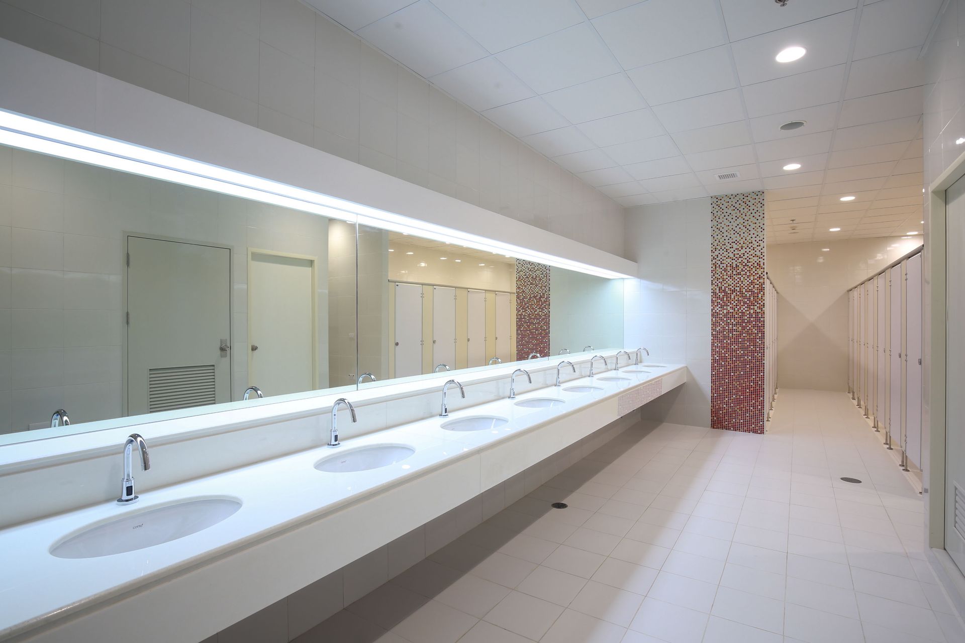 commercial restroom supplies