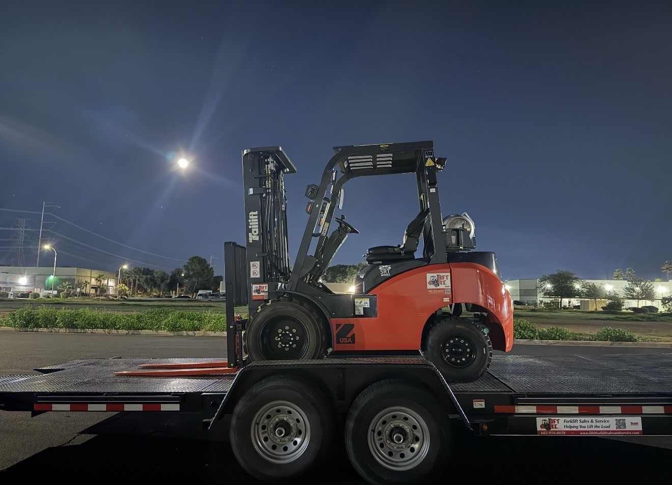 Toyota Forklift being delivered from Lift It Forklift headquarters in Phoenix