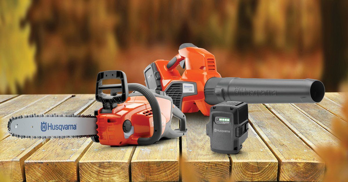 Blower and chainsaw equipment