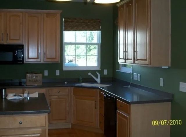 A picture of a kitchen was taken on 09/07/2010