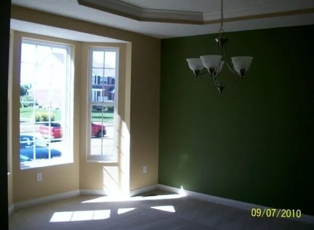 A photo of an empty room taken on 09/07/2010