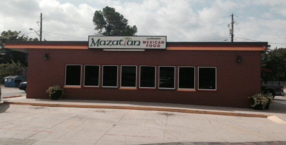 Mazatlan restaurant out look