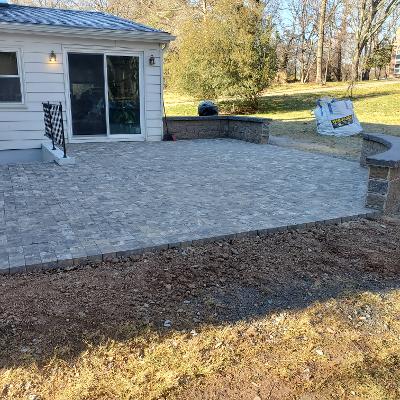 Southbay Pavers with Charcoal Cap After 02