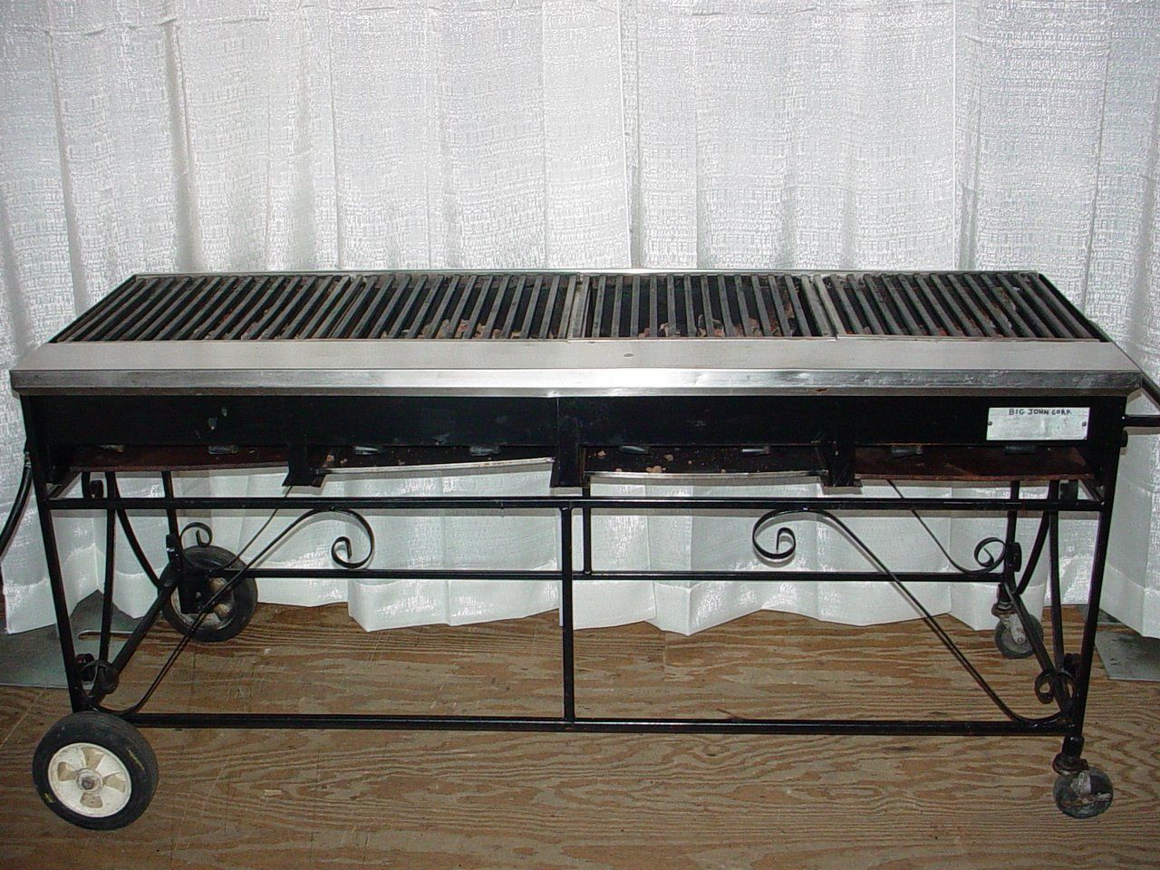 8 Burner Grill