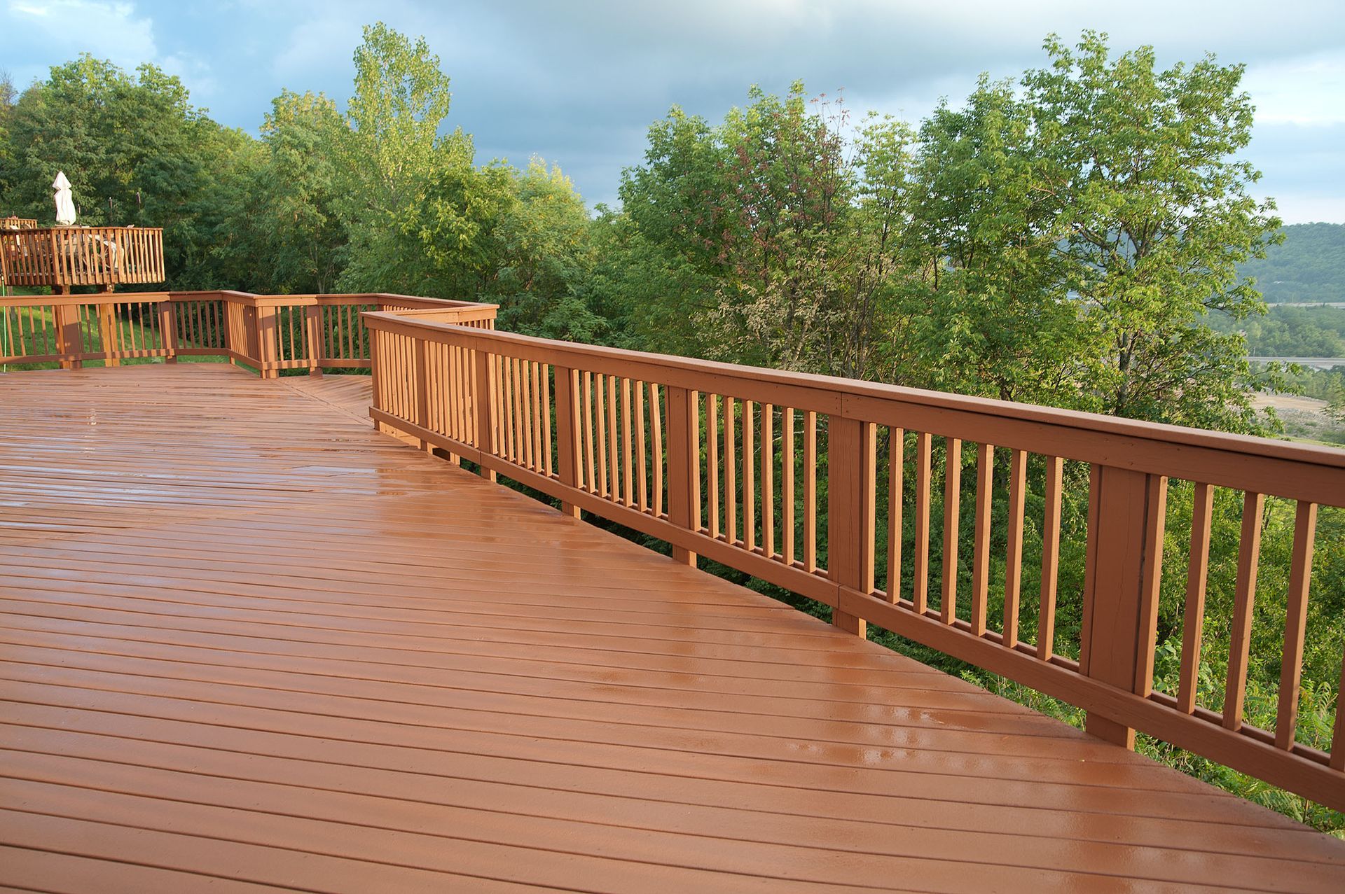 deck contractors