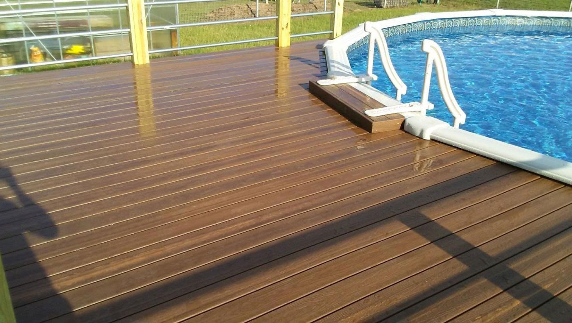 Pool deck