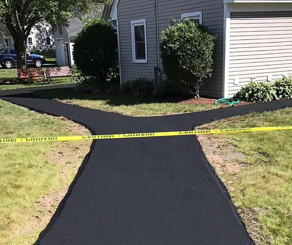 Asphalt paving services
