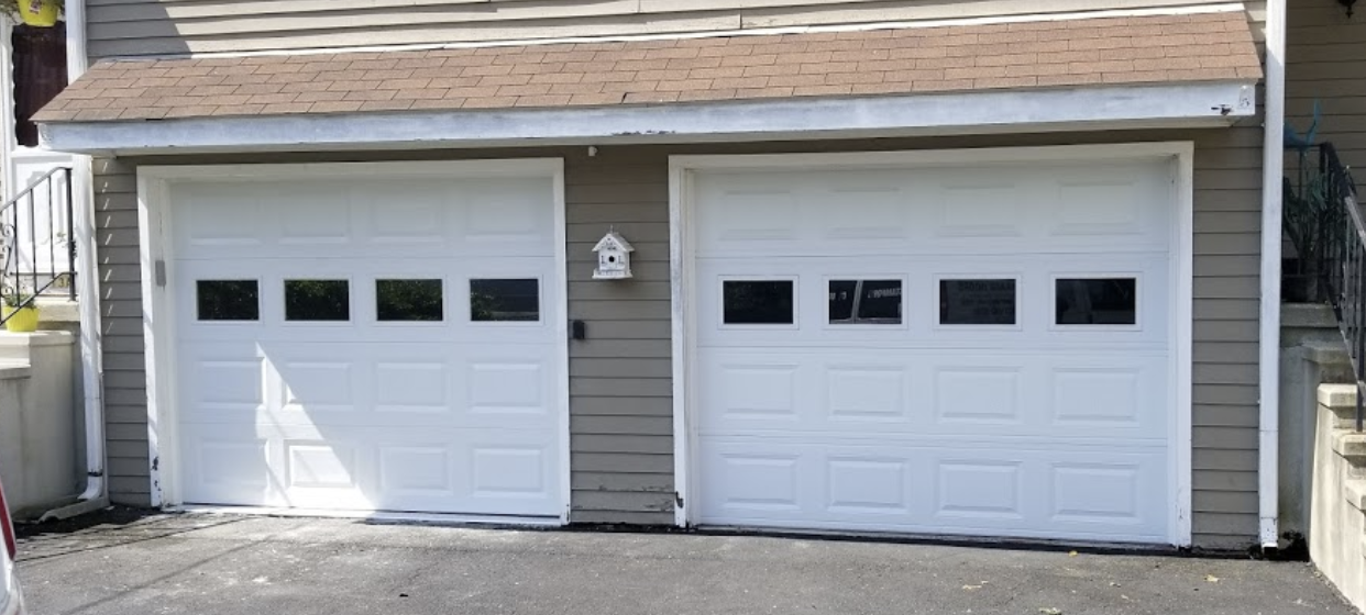 2x doors and birdhouse